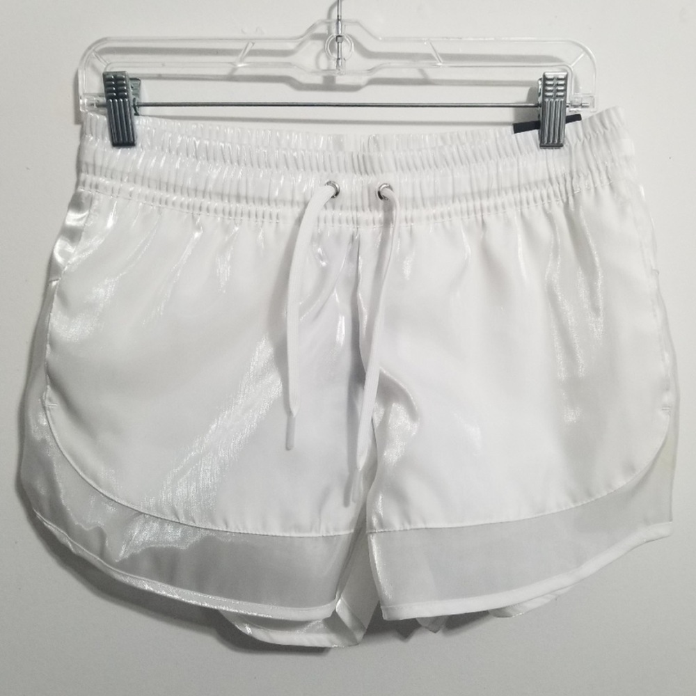 BNWT Nike Air Sportswear Sheen Shorts, S